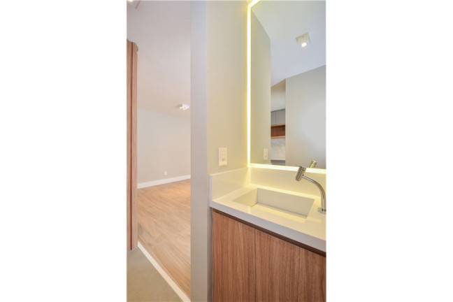 Imagem Apartamento com 2 Quartos à Venda, 70 m² em Moema - São Paulo