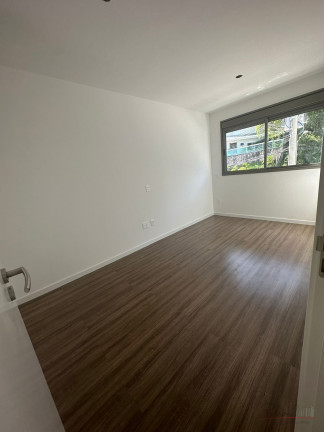 Imagem Apartamento com 2 Quartos à Venda, em Cacupé - Florianópolis Imagem Apartamento com 2 Quartos à Venda, em Cacupé - Florianópolis