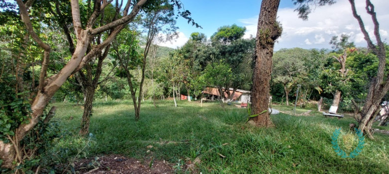 Imagem Casa de Condomínio com 3 Quartos à Venda, 250 m² em Saboó - São Roque Imagem Casa de Condomínio com 3 Quartos à Venda, 250 m² em Saboó - São Roque