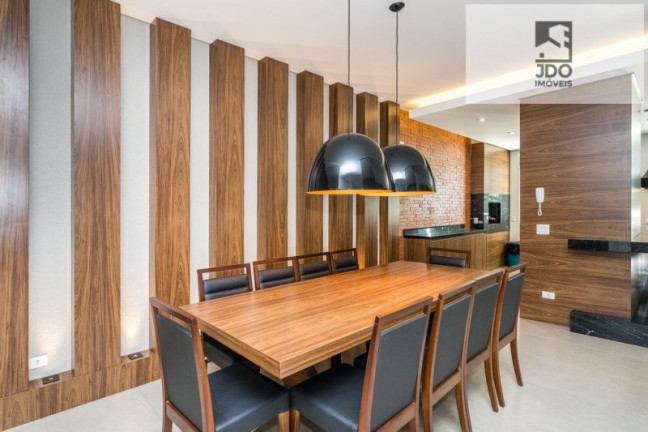 Imagem Apartamento com 3 Quartos à Venda, 154 m² em Centro - Curitiba Imagem Apartamento com 3 Quartos à Venda, 154 m² em Centro - Curitiba