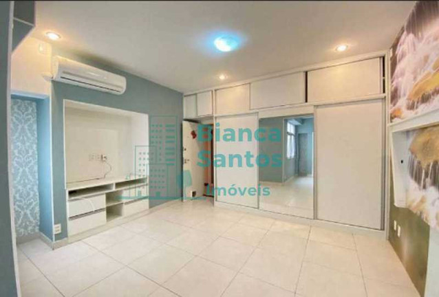 Imagem Apartamento com 3 Quartos à Venda, 210 m² em Copacabana - Rio De Janeiro