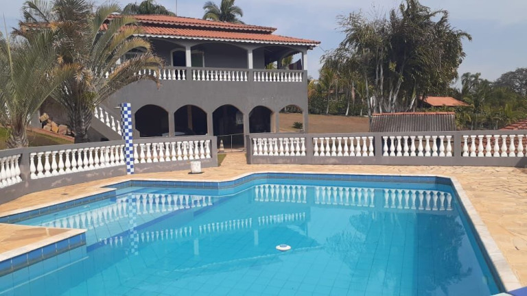 Imagem Imóvel com 3 Quartos à Venda, 500 m² em Vila Americana - Tatuí Imagem Imóvel com 3 Quartos à Venda, 500 m² em Vila Americana - Tatuí
