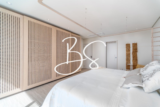 Imagem Casa com 5 Quartos à Venda, 1.385 m² em Praia Do Estaleiro - Balneário Camboriú Imagem Casa com 5 Quartos à Venda, 1.385 m² em Praia Do Estaleiro - Balneário Camboriú