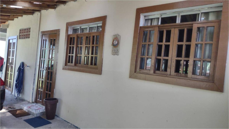Imagem Imóvel com 6 Quartos à Venda, 540 m² Imagem Imóvel com 6 Quartos à Venda, 540 m²