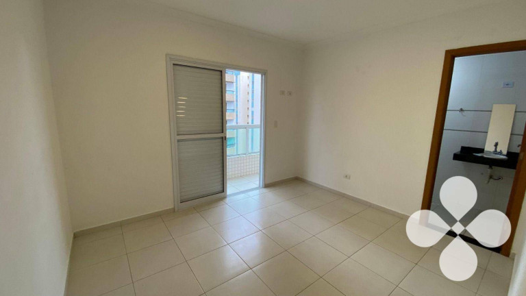 Imagem Imóvel com 2 Quartos à Venda, 94 m² em Canto Do Forte - Praia Grande Imagem Imóvel com 2 Quartos à Venda, 94 m² em Canto Do Forte - Praia Grande