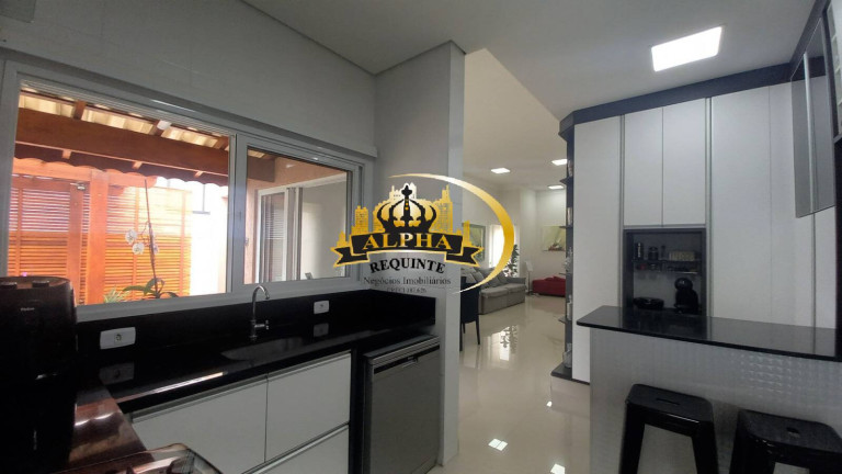 Imagem Casa de Condomínio com 3 Quartos à Venda, 210 m² em Parque Sinai - Santana De Parnaíba