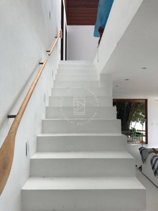 Imagem Casa com 5 Quartos à Venda, 340 m² em Centro - Angra Dos Reis Imagem Casa com 5 Quartos à Venda, 340 m² em Centro - Angra Dos Reis