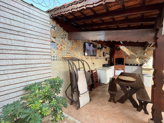 Imagem Casa com 3 Quartos à Venda, 150 m² em Macuco - Santos Imagem Casa com 3 Quartos à Venda, 150 m² em Macuco - Santos