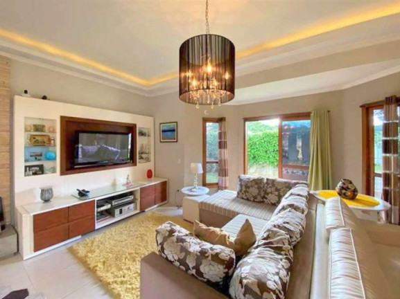Imagem Casa com 4 Quartos à Venda, 362 m² em Chácara Vale Do Rio Cotia - Carapicuíba Imagem Casa com 4 Quartos à Venda, 362 m² em Chácara Vale Do Rio Cotia - Carapicuíba
