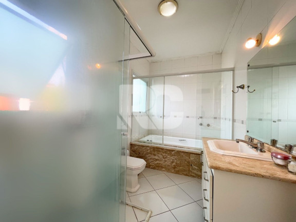 Imagem Casa com 3 Quartos à Venda, 295 m² em Aruã - Mogi Das Cruzes Imagem Casa com 3 Quartos à Venda, 295 m² em Aruã - Mogi Das Cruzes