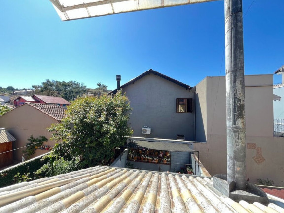 Imagem Casa com 4 Quartos à Venda, em Ipanema - Porto Alegre Imagem Casa com 4 Quartos à Venda, em Ipanema - Porto Alegre