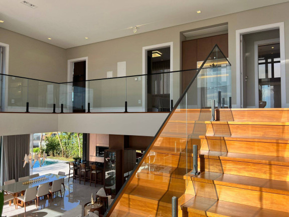 Imagem Casa com 5 Quartos à Venda, em Centro - Xangri-lá Imagem Casa com 5 Quartos à Venda, em Centro - Xangri-lá