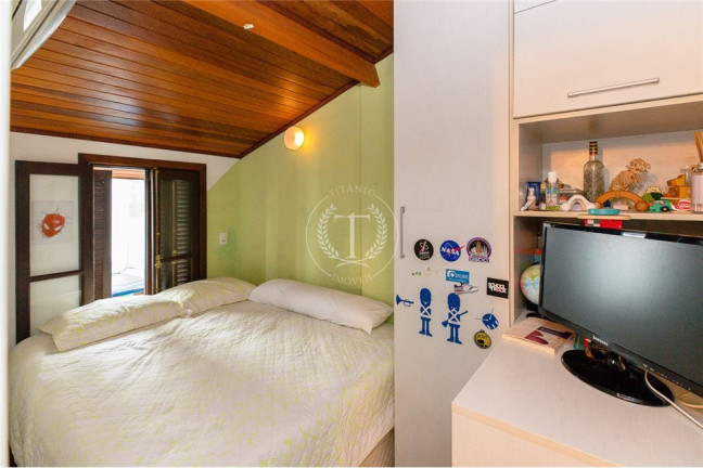 Imagem Casa com 3 Quartos à Venda, 150 m² em Jardins - São Paulo Imagem Casa com 3 Quartos à Venda, 150 m² em Jardins - São Paulo