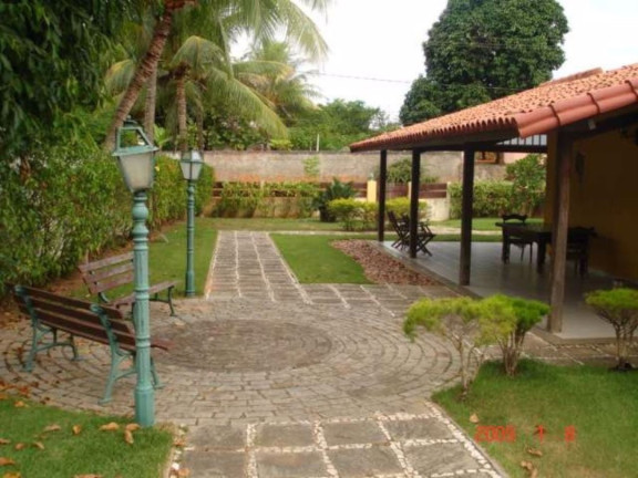 Imagem Casa com 5 Quartos à Venda, 200 m² em Estrada Do Coco - Lauro De Freitas Imagem Casa com 5 Quartos à Venda, 200 m² em Estrada Do Coco - Lauro De Freitas