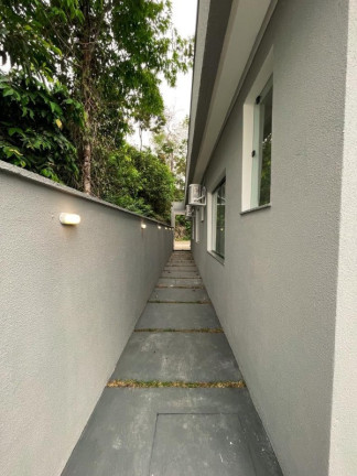 Imagem Casa com 3 Quartos à Venda, 140 m² em Ponta Negra - Manaus Imagem Casa com 3 Quartos à Venda, 140 m² em Ponta Negra - Manaus