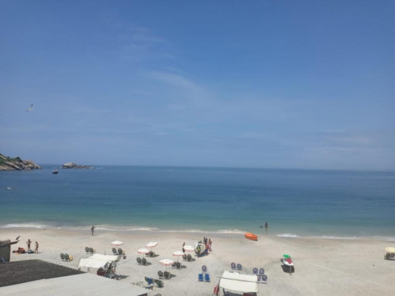 Imagem Imóvel com 4 Quartos à Venda, 25 m² em Barra De Guaratiba - Rio De Janeiro Imagem Imóvel com 4 Quartos à Venda, 25 m² em Barra De Guaratiba - Rio De Janeiro