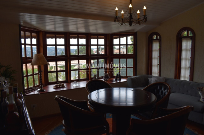 Imagem Casa com 4 Quartos à Venda, 222 m² em Região Do Alto Da Vila Inglesa - Campos Do Jordão Imagem Casa com 4 Quartos à Venda, 222 m² em Região Do Alto Da Vila Inglesa - Campos Do Jordão