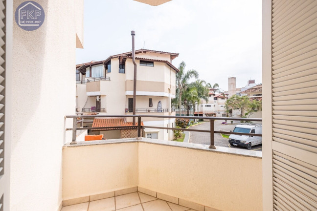 Imagem Casa com 3 Quartos à Venda, 129 m² em Ponta Das Canas - Florianópolis Imagem Casa com 3 Quartos à Venda, 129 m² em Ponta Das Canas - Florianópolis