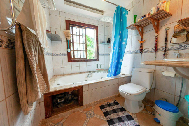 Imagem Casa com 4 Quartos à Venda, 220 m² em Itaipu - Niterói Imagem Casa com 4 Quartos à Venda, 220 m² em Itaipu - Niterói
