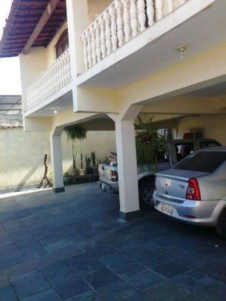Imagem Casa com 3 Quartos à Venda, 300 m² em Vila Pérola - Contagem