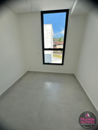 Imagem Casa de Condomínio com 3 Quartos à Venda, 108 m² em Itaguá - Ubatuba
