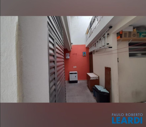 Sobrado com 4 Quartos à Venda, 208 m² em Parque Capuava - Santo André