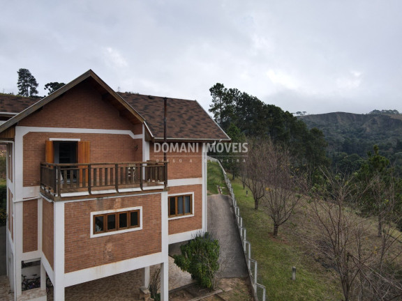 Imagem Casa com 4 Quartos à Venda, 212 m² em Região Do Vale Encantado - Campos Do Jordão Imagem Casa com 4 Quartos à Venda, 212 m² em Região Do Vale Encantado - Campos Do Jordão