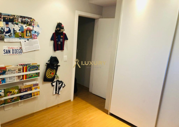 Imagem Imóvel com 4 Quartos à Venda, 130 m² em Funcionários - Belo Horizonte Imagem Imóvel com 4 Quartos à Venda, 130 m² em Funcionários - Belo Horizonte