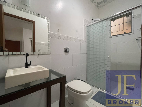 Imagem Casa com 3 Quartos à Venda, 250 m² em Florianópolis Imagem Casa com 3 Quartos à Venda, 250 m² em Florianópolis