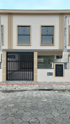 Imagem Casa com 3 Quartos à Venda, 97 m² em Bombas - Bombinhas Imagem Casa com 3 Quartos à Venda, 97 m² em Bombas - Bombinhas