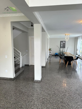 Imagem Sobrado com 5 Quartos à Venda, 500 m² em Vila Oliveira - Mogi Das Cruzes Imagem Sobrado com 5 Quartos à Venda, 500 m² em Vila Oliveira - Mogi Das Cruzes