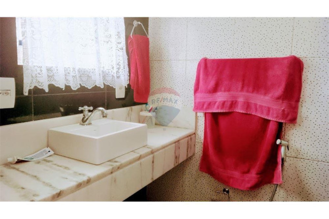 Imagem Casa com 2 Quartos à Venda, 218 m² em Madureira - Rio De Janeiro Imagem Casa com 2 Quartos à Venda, 218 m² em Madureira - Rio De Janeiro