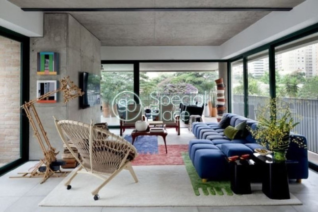 Apartamento com 1 Quarto à Venda, 670 m² em Vila Nova Conceição - São Paulo