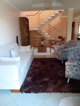 Imagem Casa com 4 Quartos à Venda, 234 m² em Aruã - Mogi Das Cruzes Imagem Casa com 4 Quartos à Venda, 234 m² em Aruã - Mogi Das Cruzes
