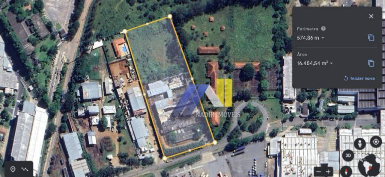 Galpão à Venda ou Locação, 5.500 m² em Distrito Industrial - Pouso Alegre