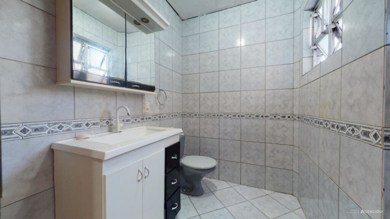 Imagem Imóvel com 4 Quartos à Venda, 95 m² em Cidade Baixa - Porto Alegre Imagem Imóvel com 4 Quartos à Venda, 95 m² em Cidade Baixa - Porto Alegre