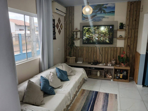 Imagem Casa com 3 Quartos à Venda, 300 m² em Itacolomi - Balneário Piçarras Imagem Casa com 3 Quartos à Venda, 300 m² em Itacolomi - Balneário Piçarras