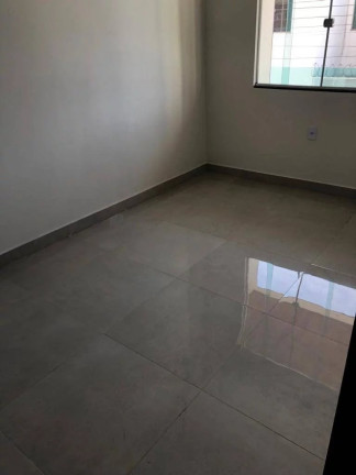 Imagem Casa com 3 Quartos à Venda, 330 m² Imagem Casa com 3 Quartos à Venda, 330 m²