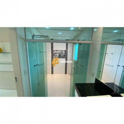 Imagem Casa com 3 Quartos à Venda, 387 m² em Areias - Camboriú Imagem Casa com 3 Quartos à Venda, 387 m² em Areias - Camboriú