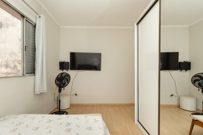 Imagem Casa com 2 Quartos à Venda, 130 m² em Vila Anastácio - São Paulo
