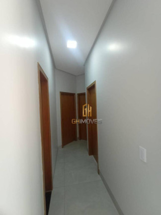 Imagem Casa com 3 Quartos à Venda, 146 m² em Moinho Dos Ventos - Goiânia Imagem Casa com 3 Quartos à Venda, 146 m² em Moinho Dos Ventos - Goiânia