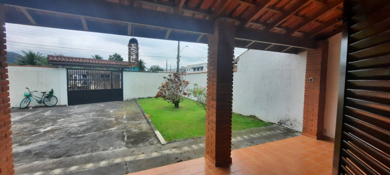 Imagem Casa com 3 Quartos à Venda, 725 m² em Massaguaçu - Caraguatatuba