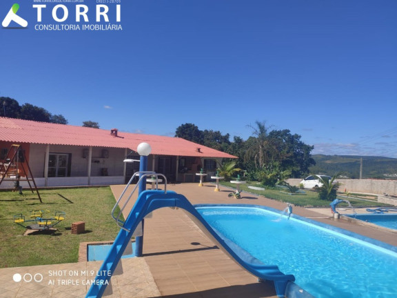 Imagem Imóvel com 4 Quartos à Venda, em Piraporinha - Salto De Pirapora Imagem Imóvel com 4 Quartos à Venda, em Piraporinha - Salto De Pirapora
