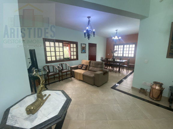 Imagem Chácara com 4 Quartos à Venda, 312 m² Imagem Chácara com 4 Quartos à Venda, 312 m²