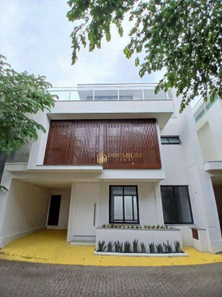 Imóvel com 5 Quartos à Venda, 176 m² em Camburi - São Sebastião