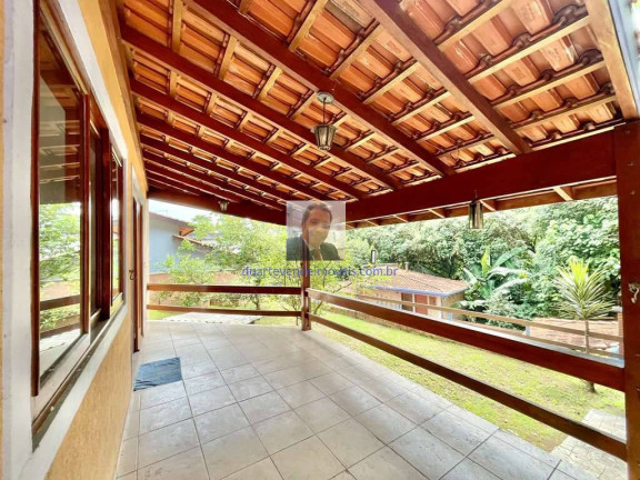Imagem Casa com 5 Quartos à Venda, 360 m² em São Fernando Residência - Barueri Imagem Casa com 5 Quartos à Venda, 360 m² em São Fernando Residência - Barueri