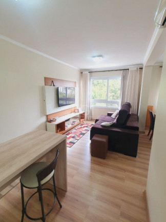 Imagem Imóvel com 2 Quartos à Venda, 57 m² em Camaquã - Porto Alegre Imagem Imóvel com 2 Quartos à Venda, 57 m² em Camaquã - Porto Alegre