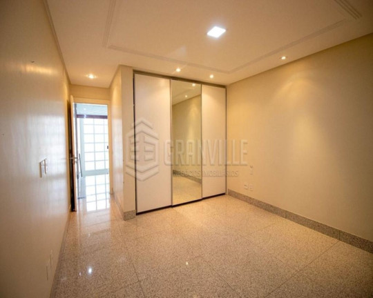 Imagem Casa com 5 Quartos à Venda, 970 m² em Lago Sul - Brasília Imagem Casa com 5 Quartos à Venda, 970 m² em Lago Sul - Brasília