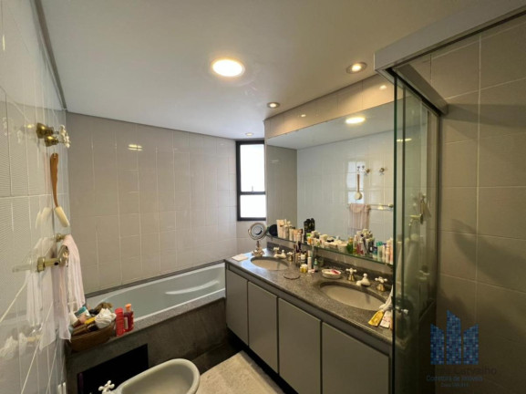 Imagem Apartamento com 4 Quartos à Venda, 220 m² em Itaim Bibi - São Paulo Imagem Apartamento com 4 Quartos à Venda, 220 m² em Itaim Bibi - São Paulo