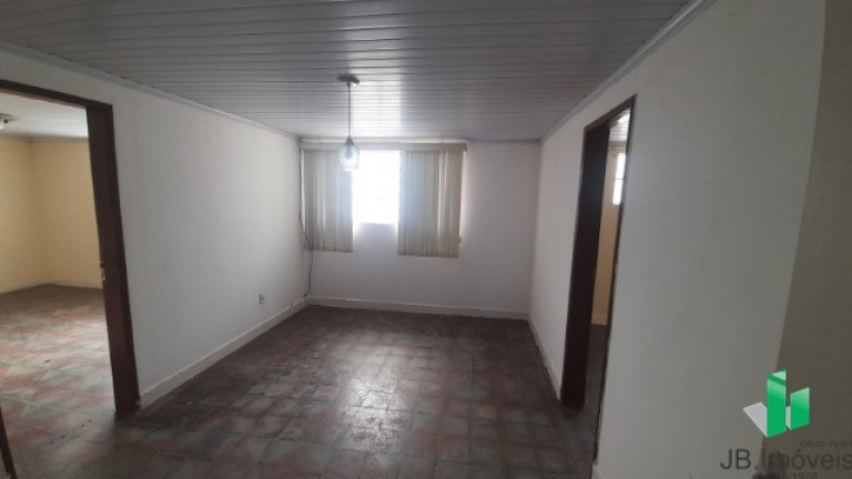 Imagem Imóvel com 4 Quartos à Venda, 120 m² em Centro - Montes Claros Imagem Imóvel com 4 Quartos à Venda, 120 m² em Centro - Montes Claros